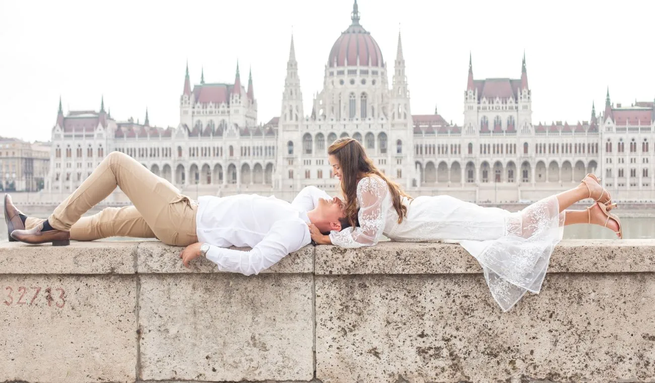 Romantic photoshoot in Budapest